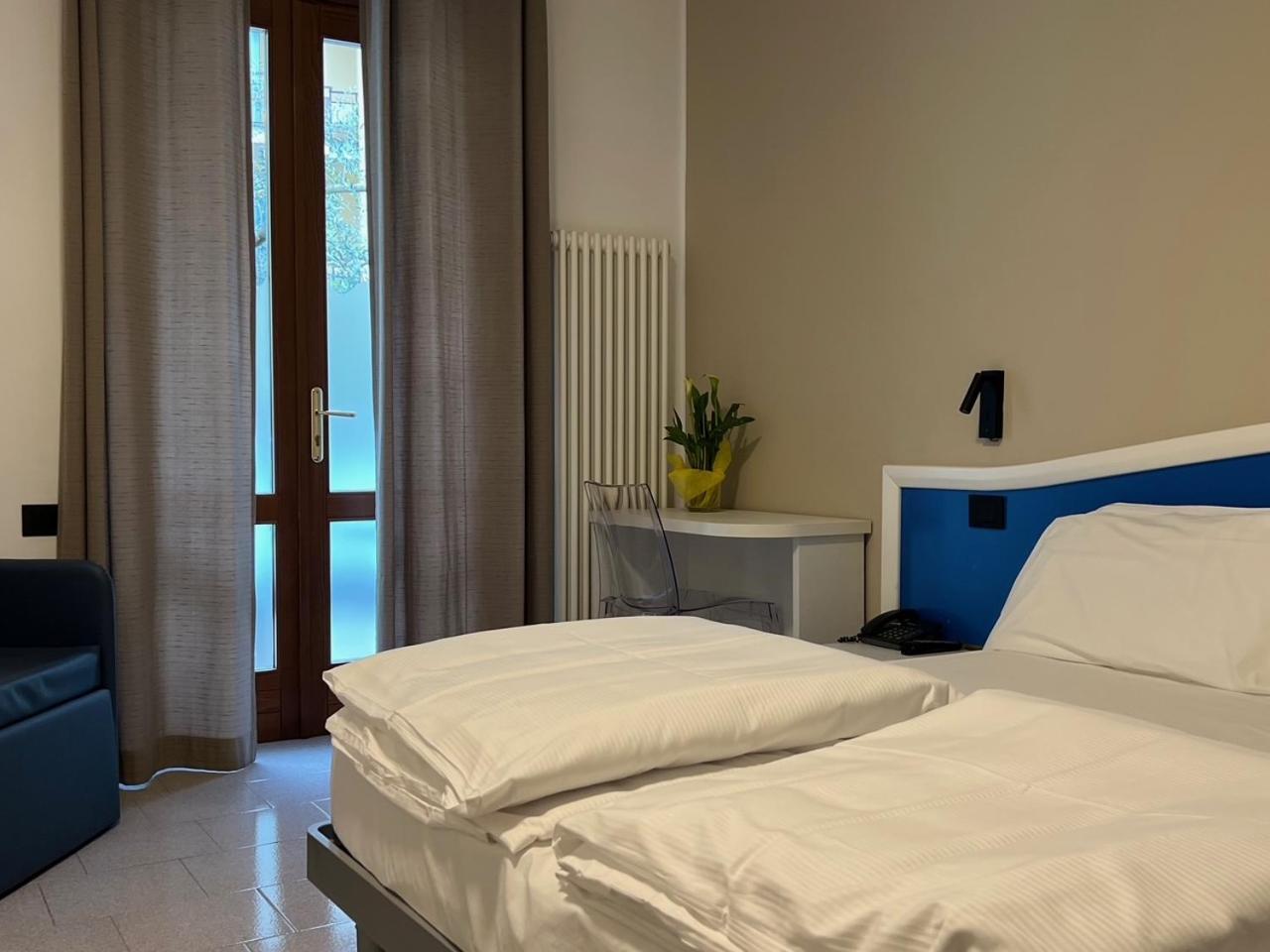 Hotel Coste 리몬네술가르다 외부 사진